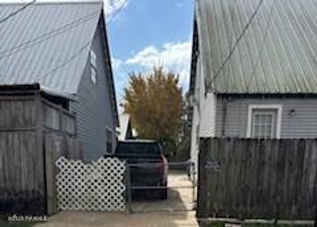 106 Holmes Drive, Abbeville, LA 70510