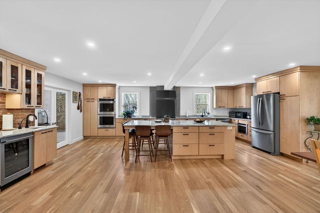 334 Farm Rd, Marlborough, MA 01752