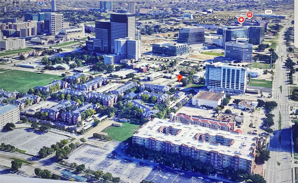 7301 Fannin Street, Houston, TX 77030