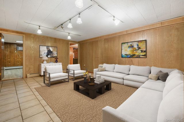 1 Cherry Lane, Scarsdale, NY 10583