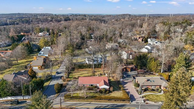 1 Cherry Lane, Scarsdale, NY 10583