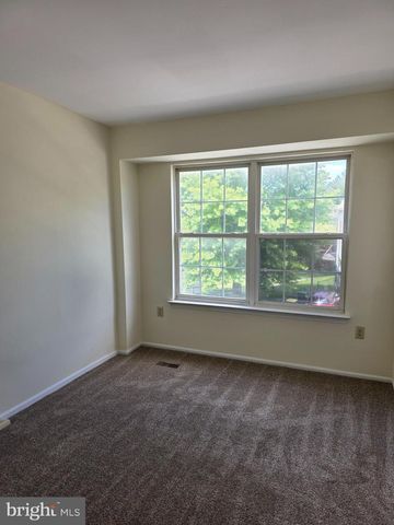 13 FARLAND WAY, Newark, DE 19702