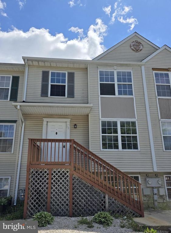 13 FARLAND WAY, Newark, DE 19702