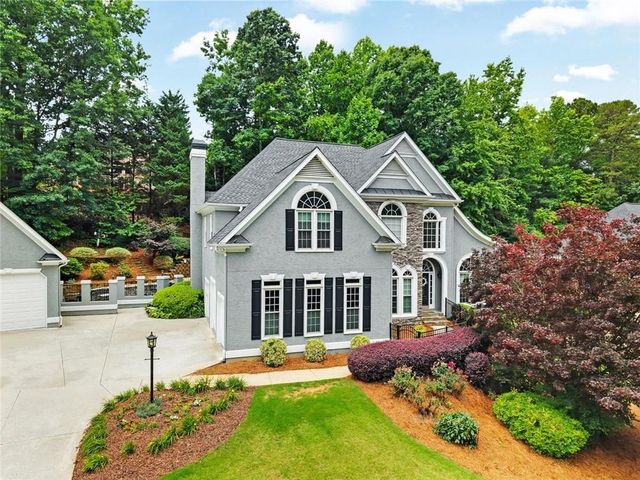 5021 Towne Lake Hills, Woodstock, GA 30189