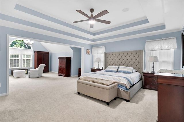 5021 Towne Lake Hills, Woodstock, GA 30189
