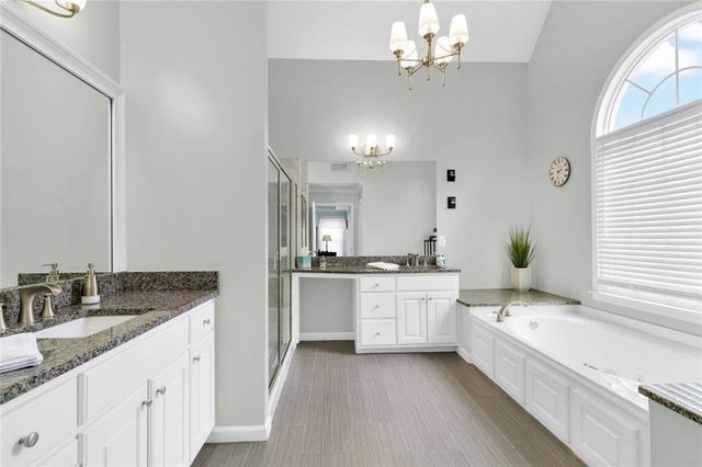 5021 Towne Lake Hills, Woodstock, GA 30189
