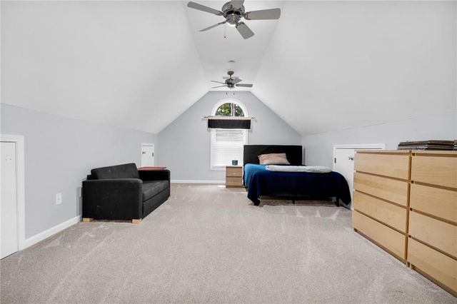 5021 Towne Lake Hills, Woodstock, GA 30189