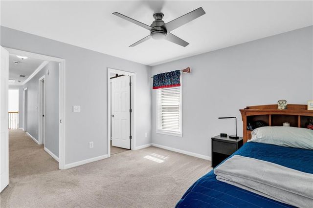 5021 Towne Lake Hills, Woodstock, GA 30189