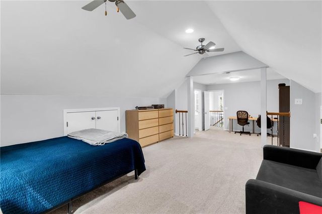 5021 Towne Lake Hills, Woodstock, GA 30189
