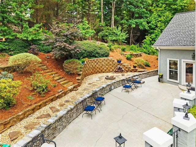 5021 Towne Lake Hills, Woodstock, GA 30189