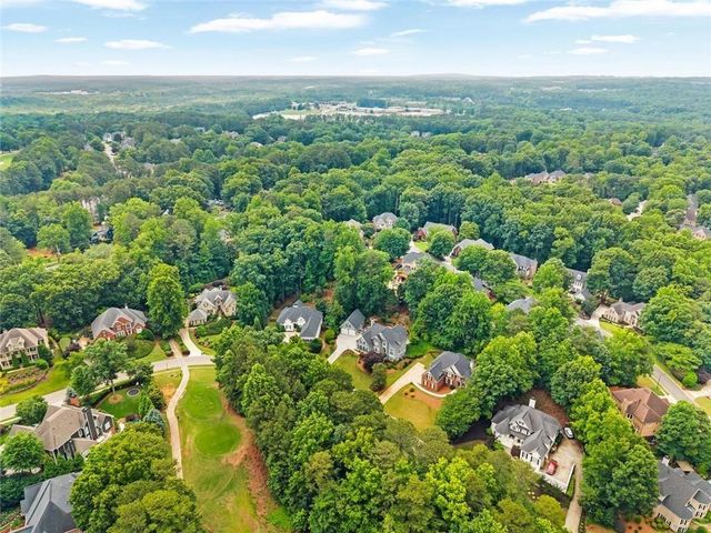 5021 Towne Lake Hills, Woodstock, GA 30189