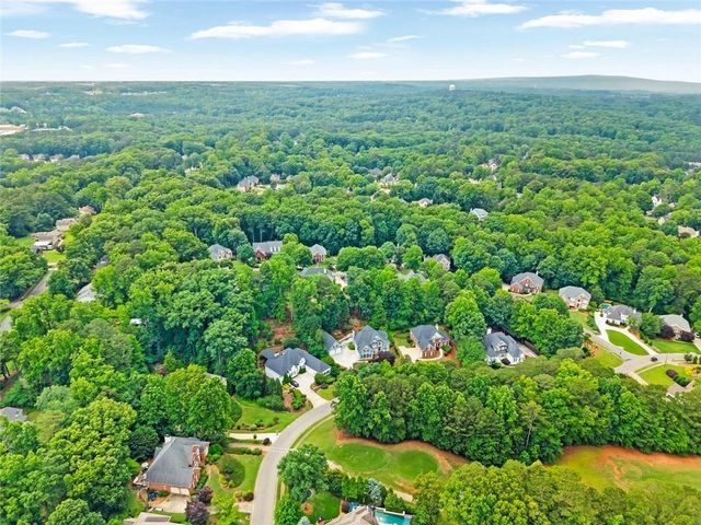 5021 Towne Lake Hills, Woodstock, GA 30189