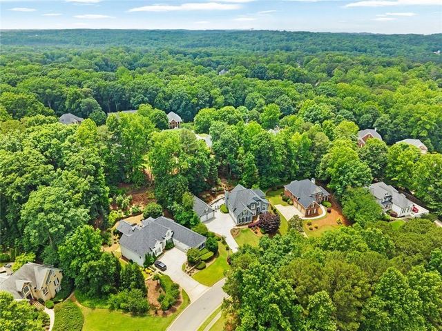 5021 Towne Lake Hills, Woodstock, GA 30189