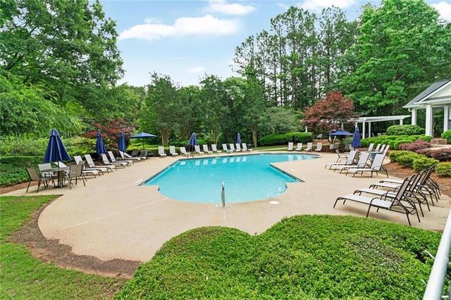 5021 Towne Lake Hills, Woodstock, GA 30189