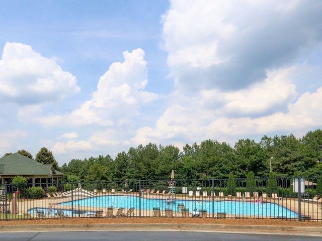 5021 Towne Lake Hills, Woodstock, GA 30189