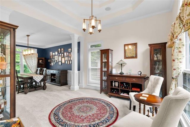 5021 Towne Lake Hills, Woodstock, GA 30189