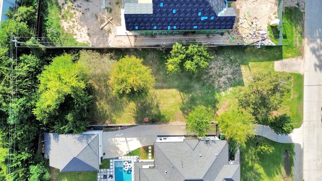 951 W 41st Street, Houston, TX 77018