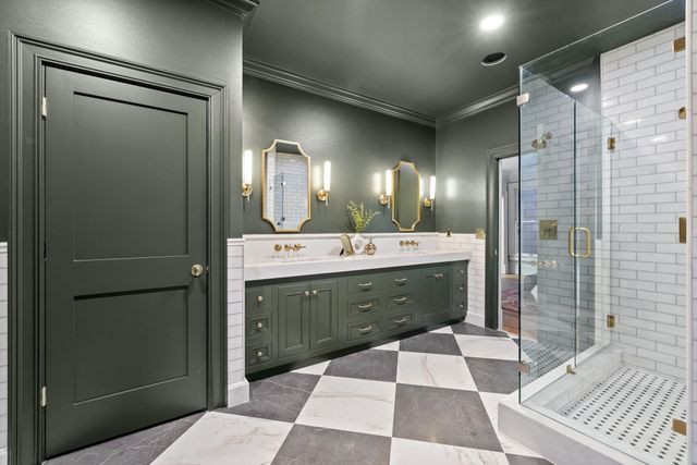 850 Oak Street, Chattanooga, TN 37403