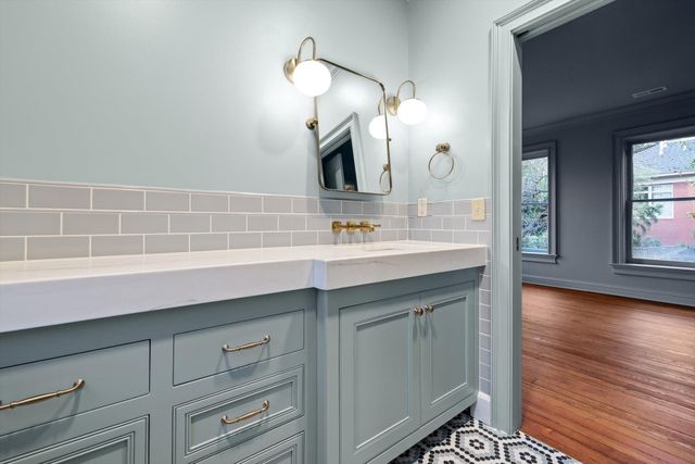 850 Oak Street, Chattanooga, TN 37403