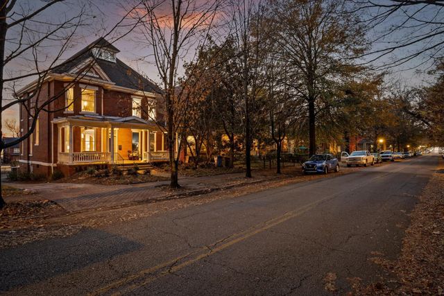 850 Oak Street, Chattanooga, TN 37403