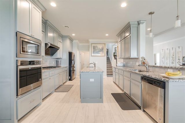 3101 Drake Crest Drive, Edmond, OK 73034