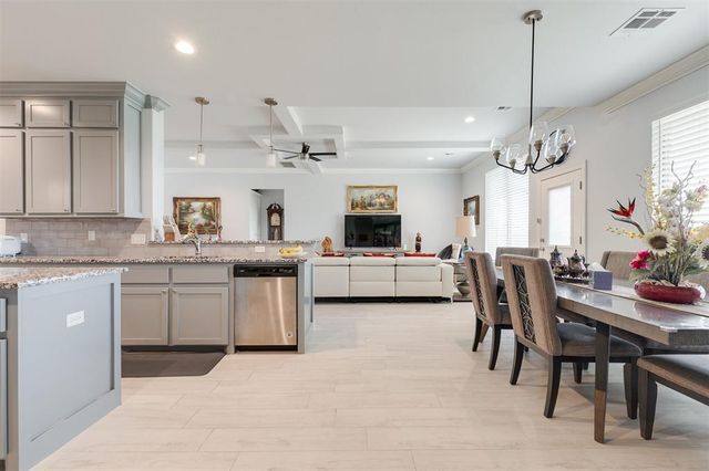 3101 Drake Crest Drive, Edmond, OK 73034