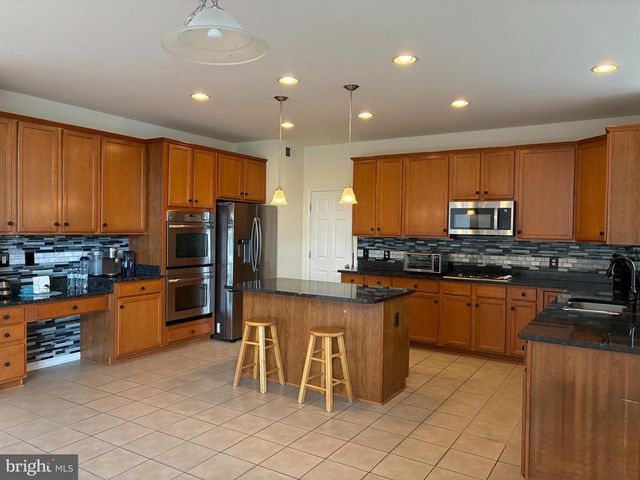 16245 CHASE EAGLE LN, Woodbridge, VA 22191