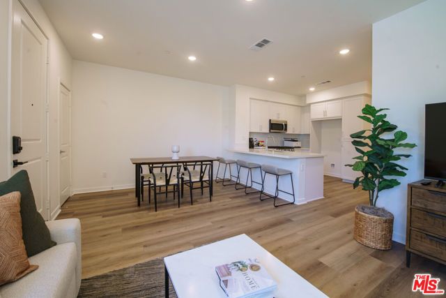 1842 W Merced Avenue, West Covina, CA 91790