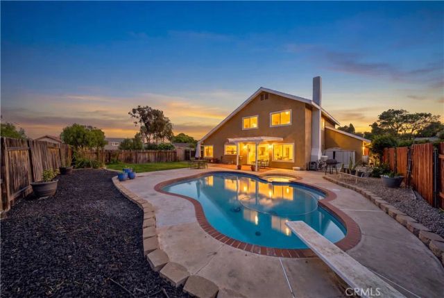 990 Queensdale Ave, Corona, CA 92878