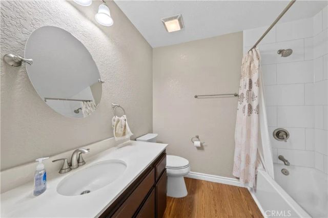 990 Queensdale Ave, Corona, CA 92878