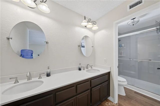 990 Queensdale Ave, Corona, CA 92878