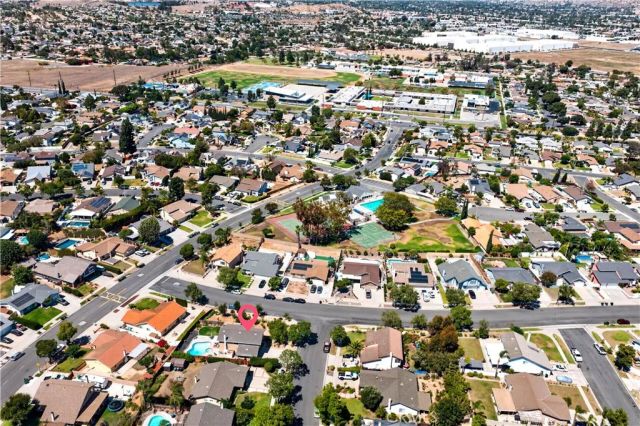 990 Queensdale Ave, Corona, CA 92878