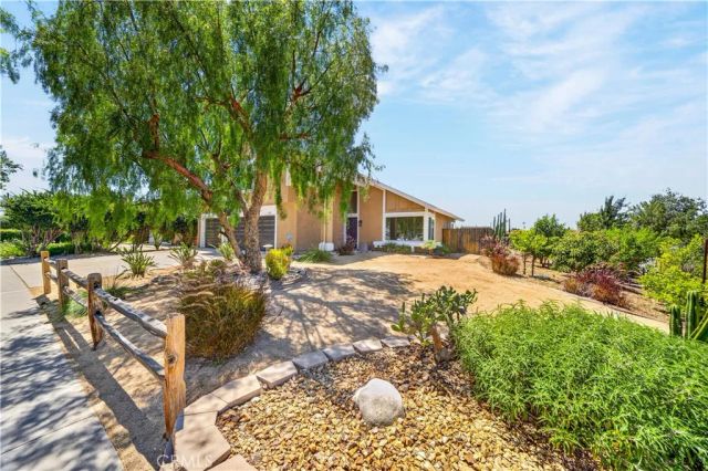 990 Queensdale Ave, Corona, CA 92878