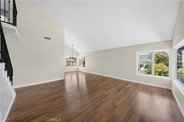 990 Queensdale Ave, Corona, CA 92878