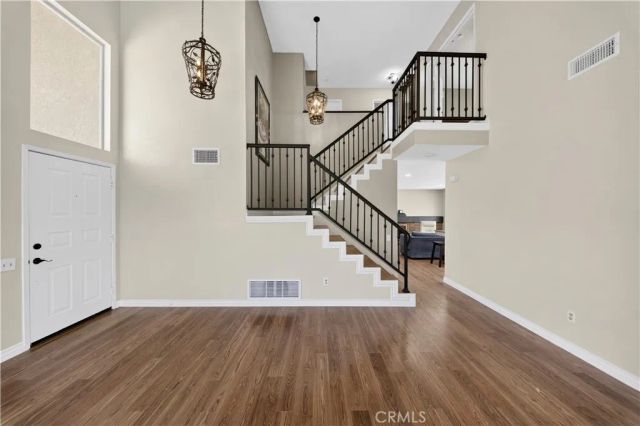990 Queensdale Ave, Corona, CA 92878