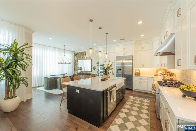 23 Royal Birkdale Court 23, River Vale, NJ 07675