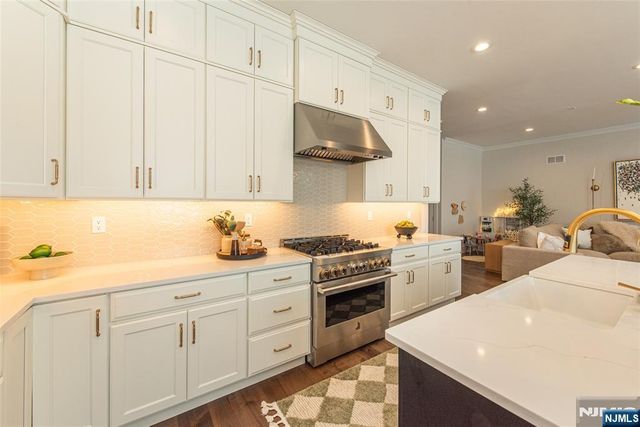 23 Royal Birkdale Court 23, River Vale, NJ 07675