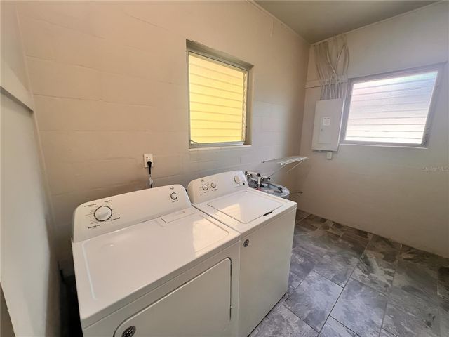 2011 HOWARD DRIVE, Winter Park, FL 32789