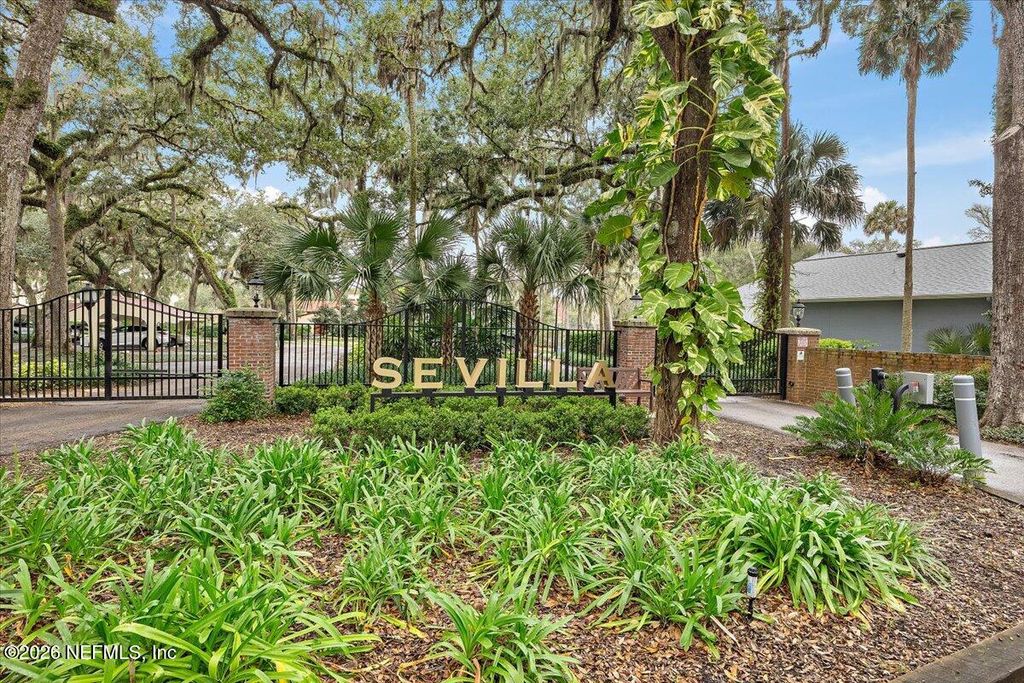 1810 SEVILLA Boulevard 310, Atlantic Beach, FL 32233