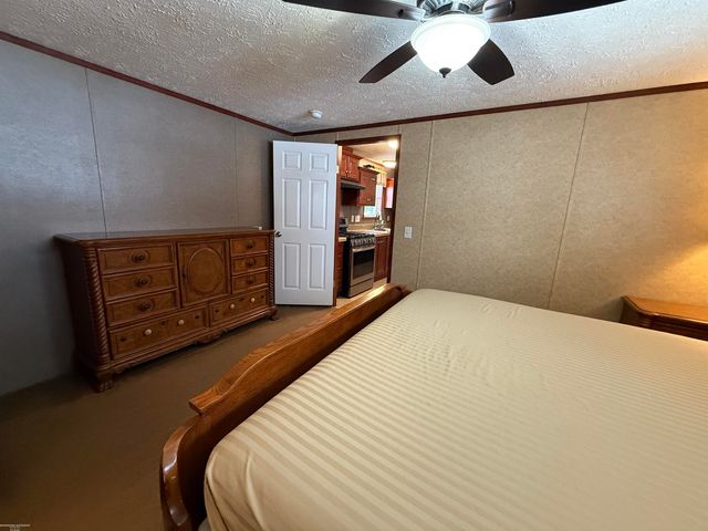 4539 Carlton Road, Sterling Heights, MI 48310