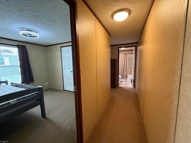 4539 Carlton Road, Sterling Heights, MI 48310