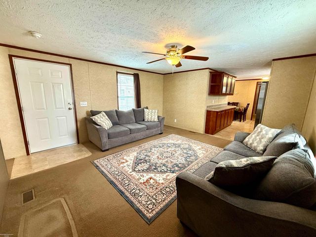 4539 Carlton Road, Sterling Heights, MI 48310