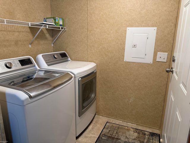 4539 Carlton Road, Sterling Heights, MI 48310