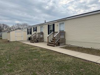 4539 Carlton Road, Sterling Heights, MI 48310