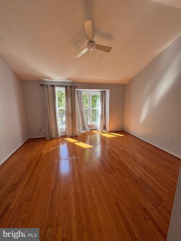 5901 SAINT GILES WAY, Alexandria, VA 22315