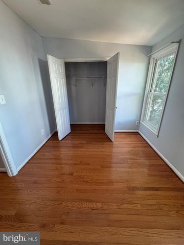 5901 SAINT GILES WAY, Alexandria, VA 22315