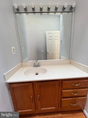 5901 SAINT GILES WAY, Alexandria, VA 22315