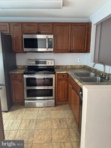 5901 SAINT GILES WAY, Alexandria, VA 22315