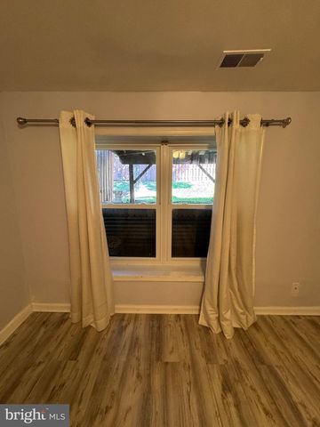 5901 SAINT GILES WAY, Alexandria, VA 22315