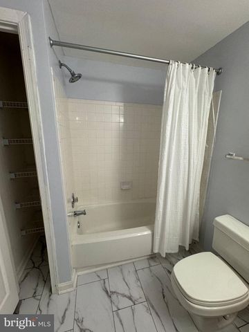 5901 SAINT GILES WAY, Alexandria, VA 22315